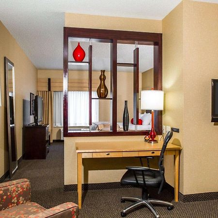 Cambria Hotel Traverse City Ngoại thất bức ảnh