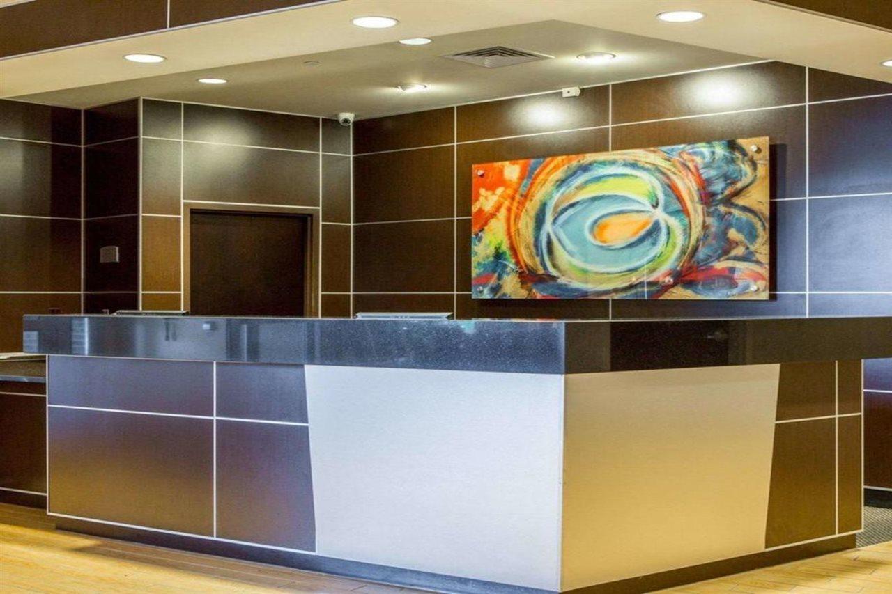 Cambria Hotel Traverse City Ngoại thất bức ảnh
