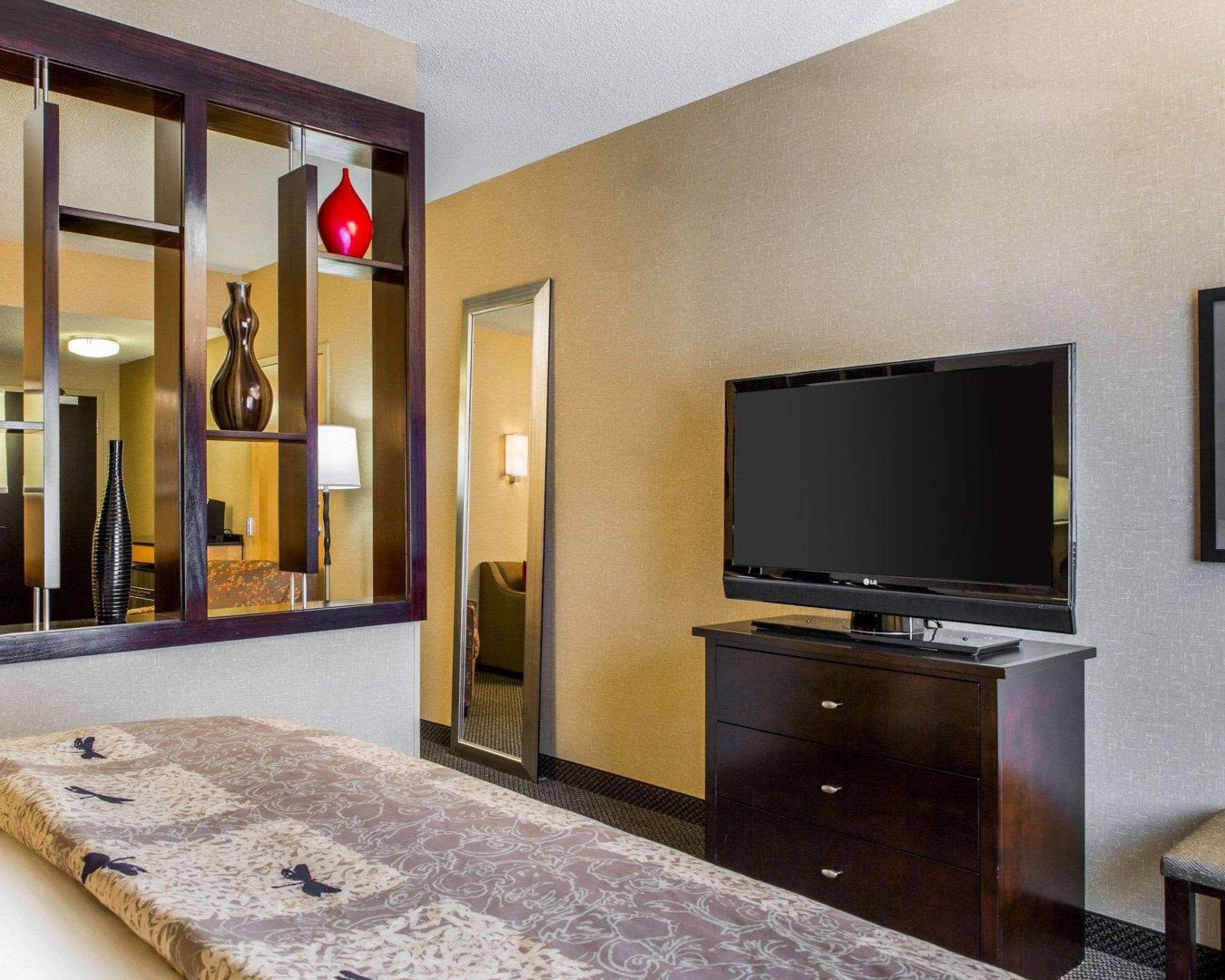 Cambria Hotel Traverse City Ngoại thất bức ảnh
