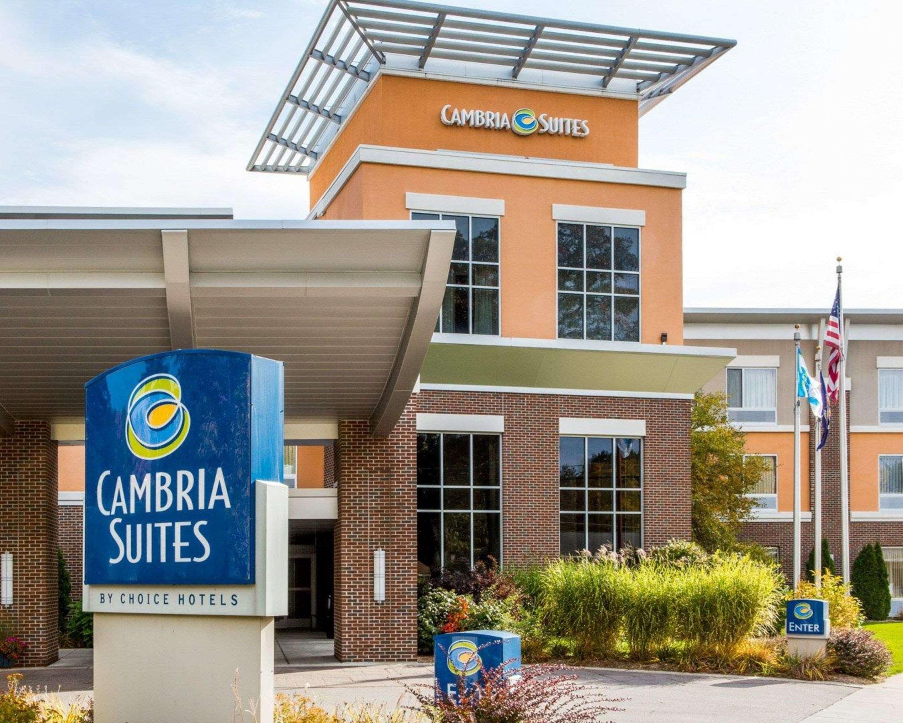 Cambria Hotel Traverse City Ngoại thất bức ảnh