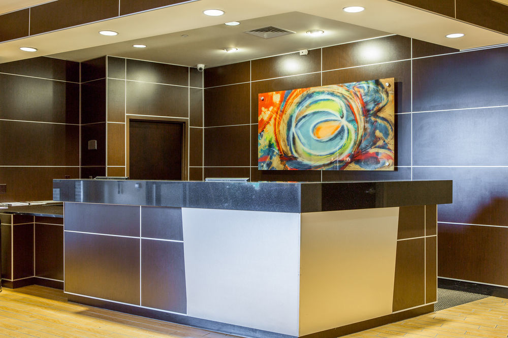 Cambria Hotel Traverse City Ngoại thất bức ảnh